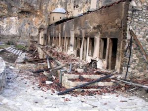 Подсећање на мартовски погром 2004. године: Неронски дани на Косову и Метохији